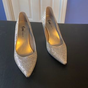 Fioni Night Silver & glitter heels, Size 8.